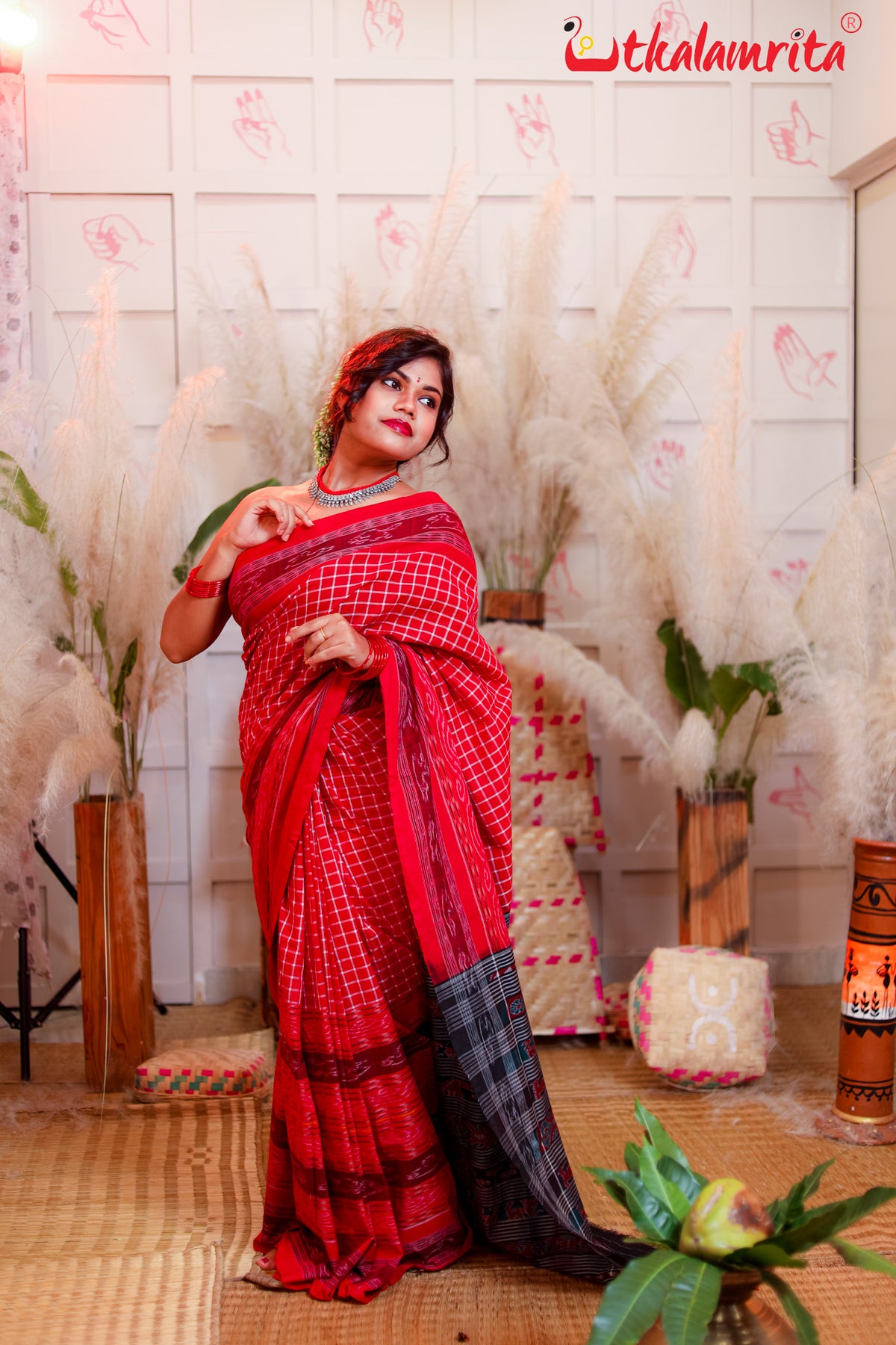 Red Checks Single Side Sachipar Cotton (Saree)