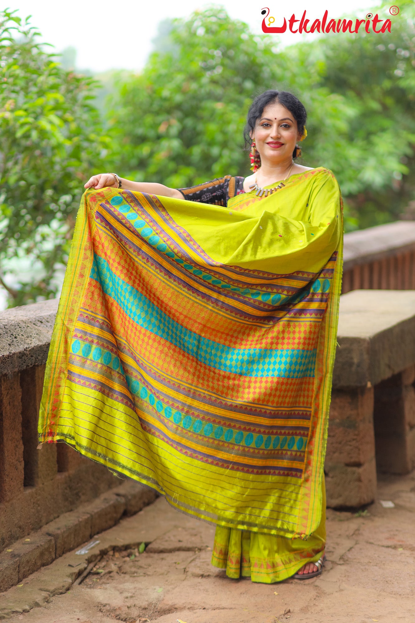 Lemon Beauty Dongria Silk Saree