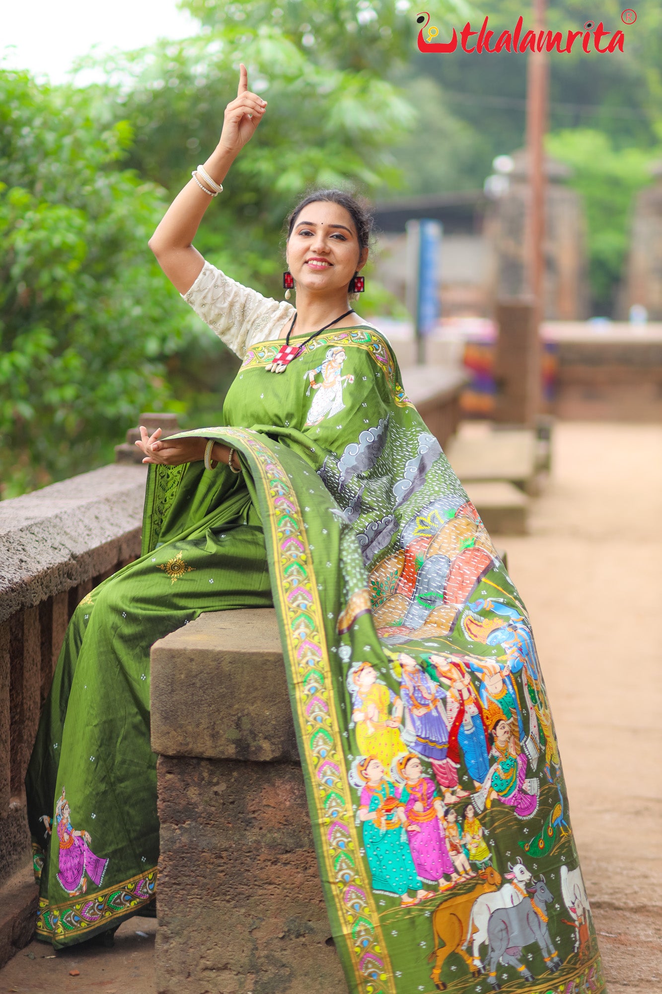 Mehndi Giri Gobardhan Pattachitra Silk Saree