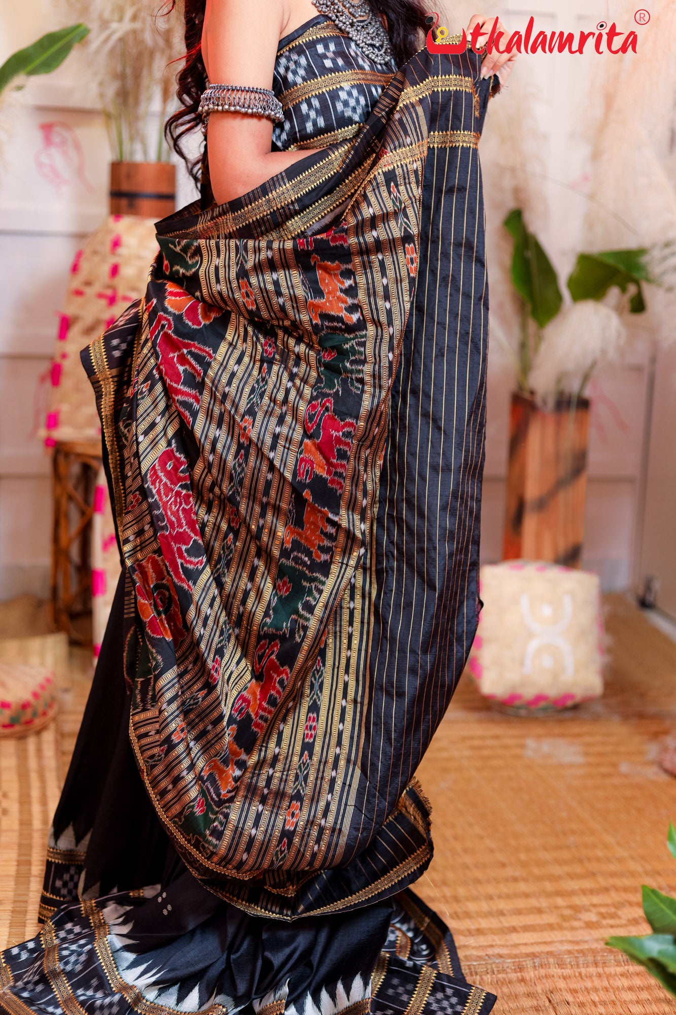 Black Double Border Animal Anchal Khandua Silk Saree