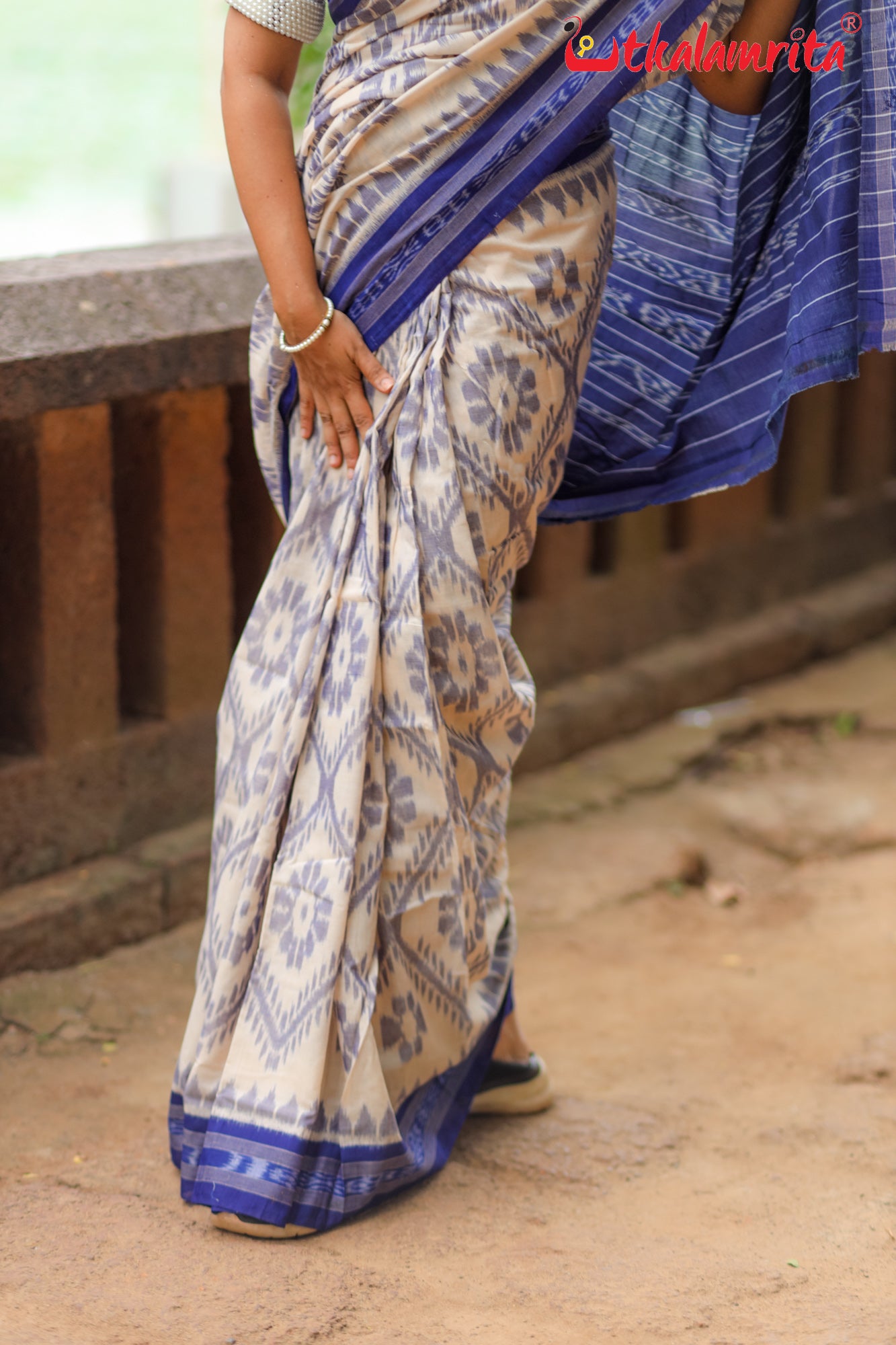 Off White Blue Bada Phula Cotton Saree