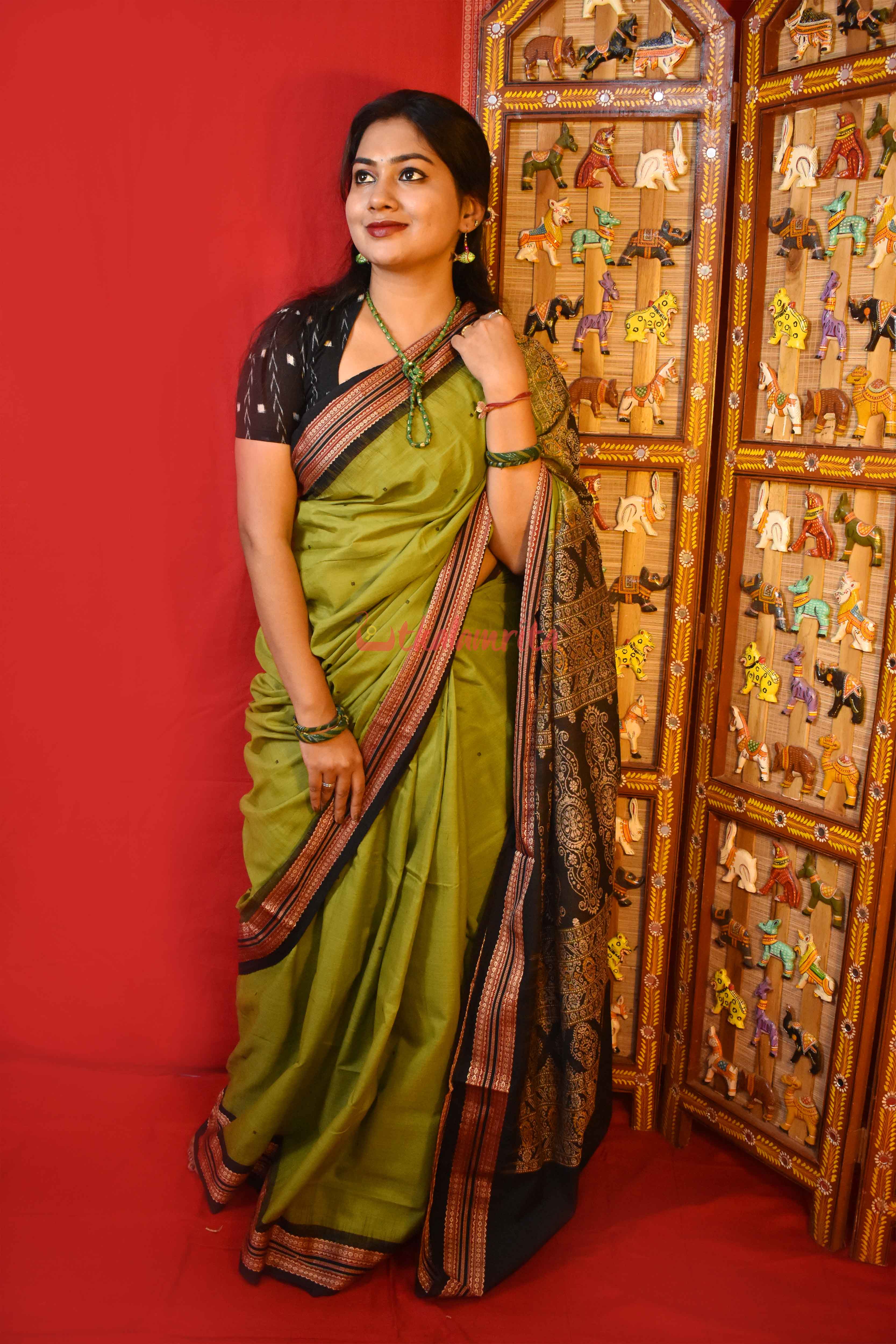 Mehndi Black Bomkai Saree