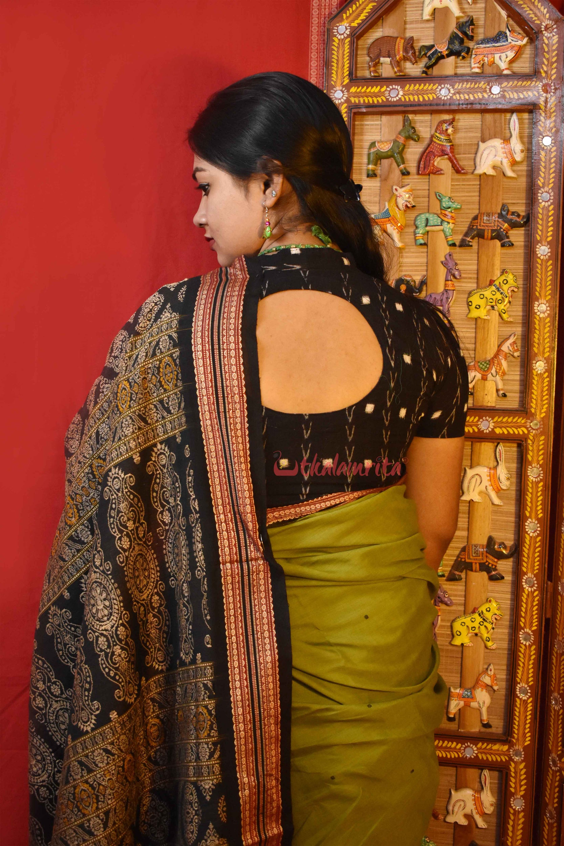 Mehndi Black Bomkai Saree