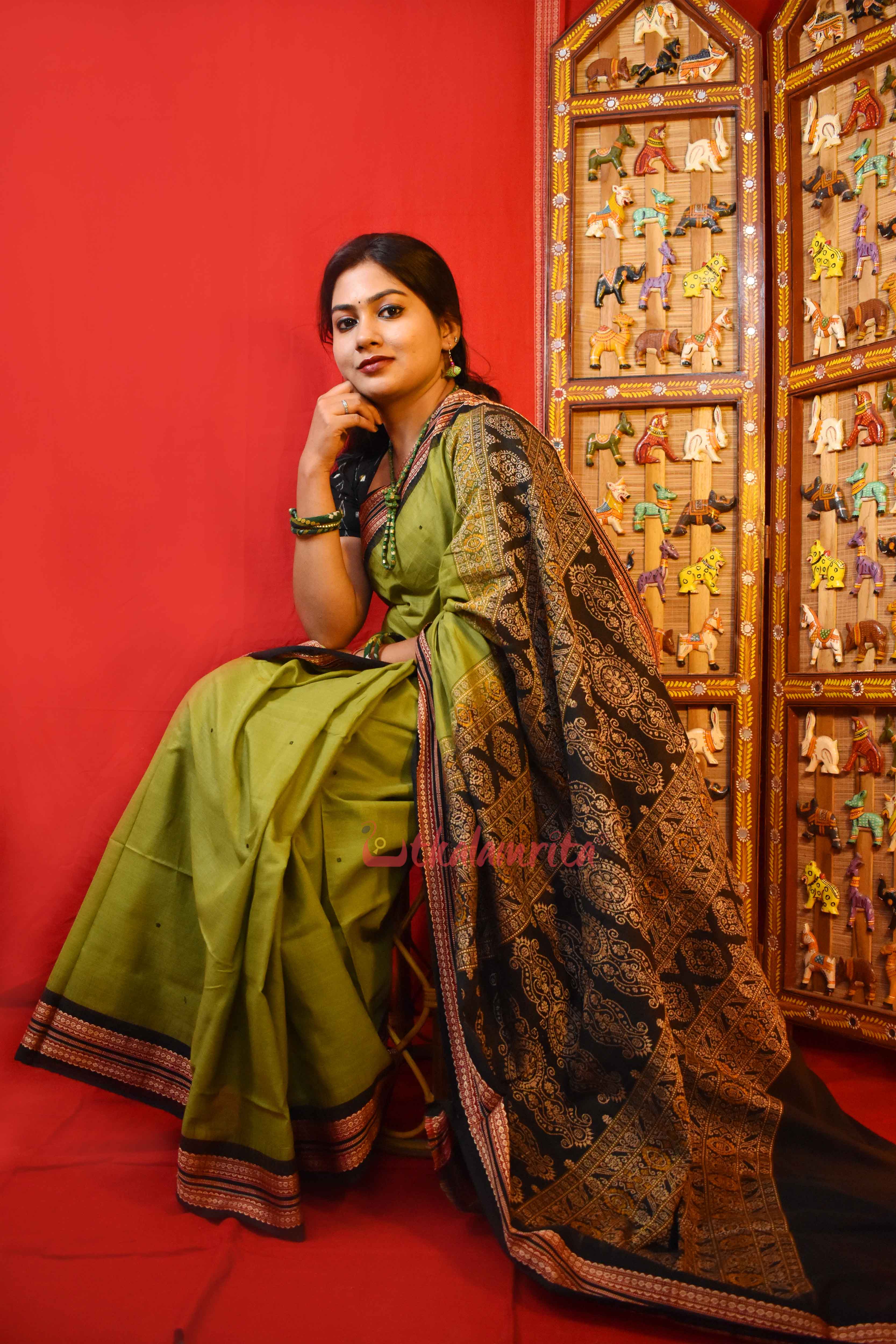 Mehndi Black Bomkai Saree