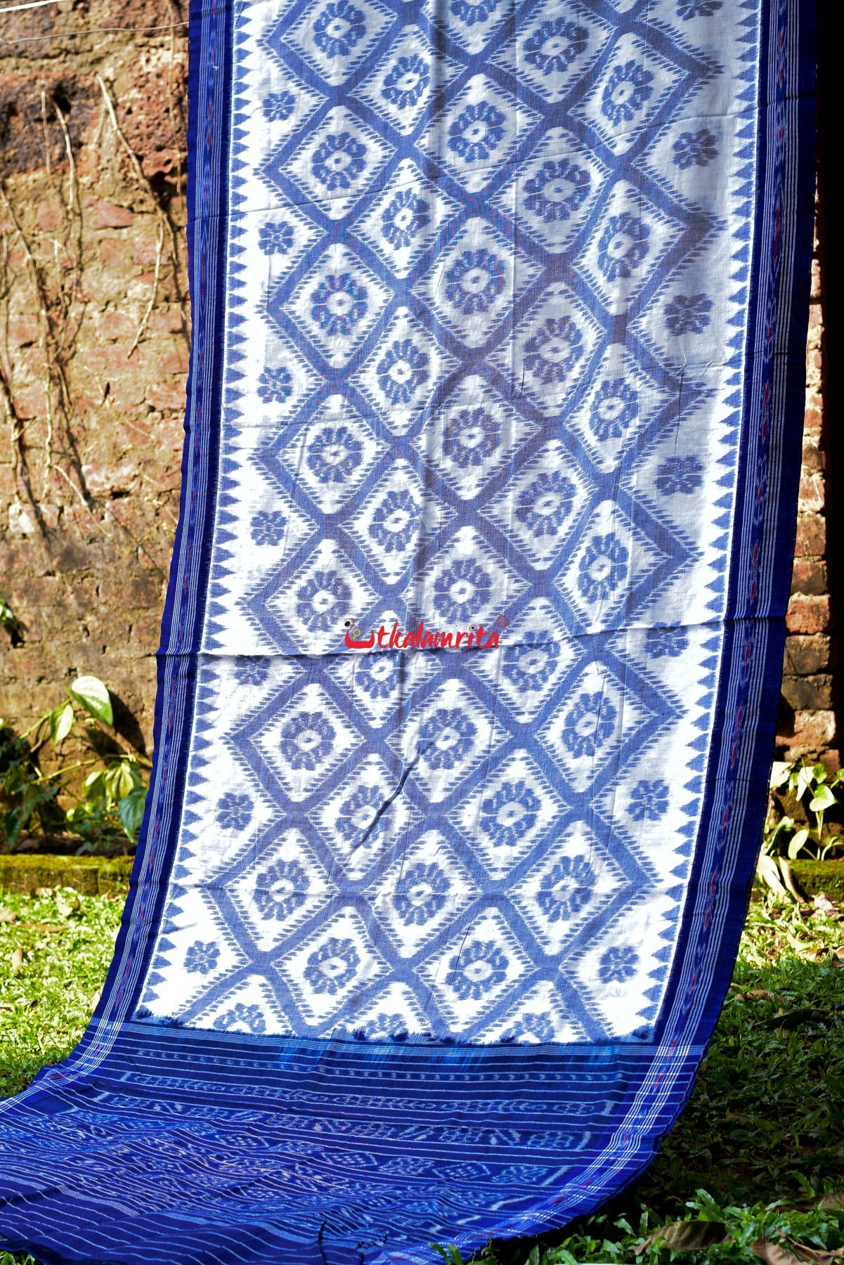 White Blue Bada Phula Cotton Saree