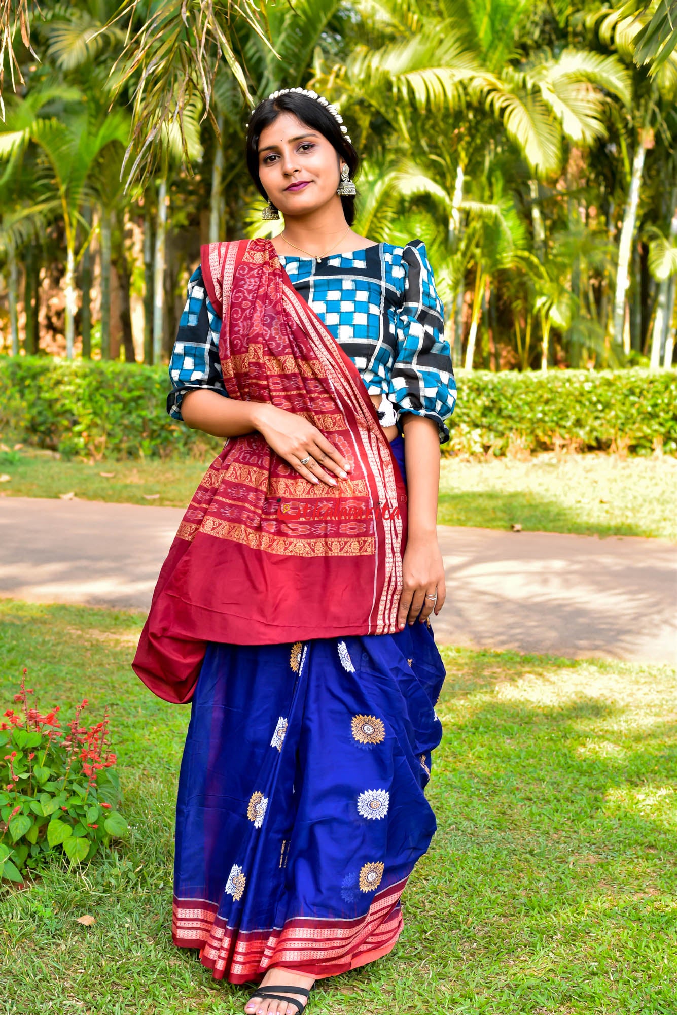 Blue Maroon Padam Bomkai Cotton Saree