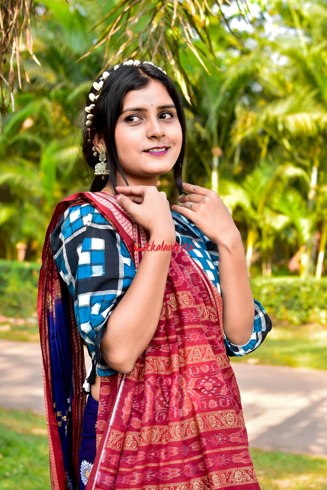 Blue Maroon Padam Bomkai Cotton Saree