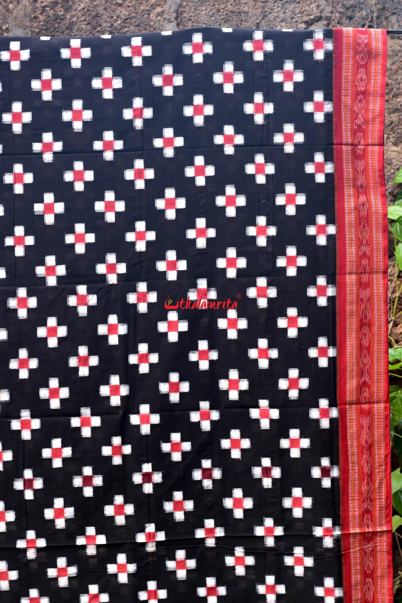 Black all-over pasapali cotton saree