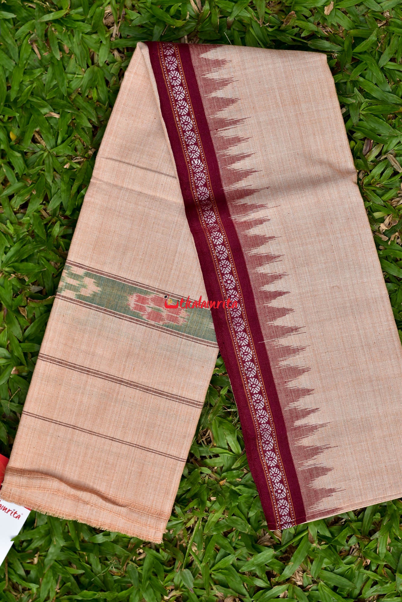 Mattha Maroon (Gamuchha)