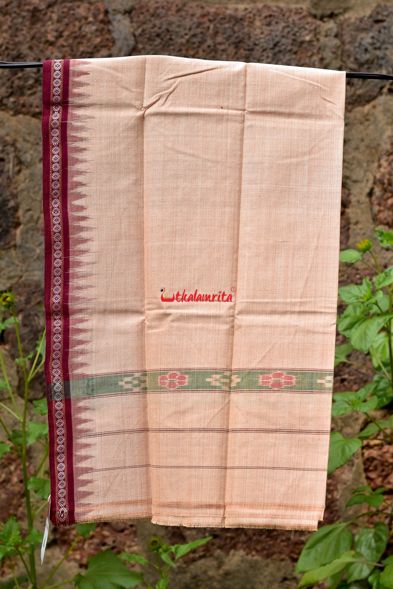 Mattha Maroon (Gamuchha)