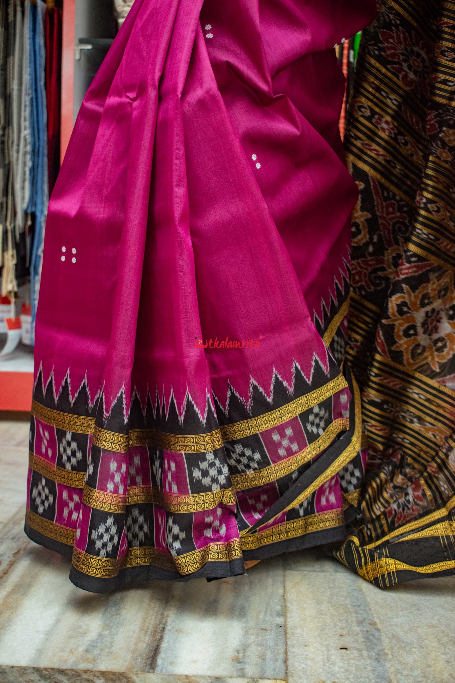 Magenta Double Border Pasapali Khandua Silk