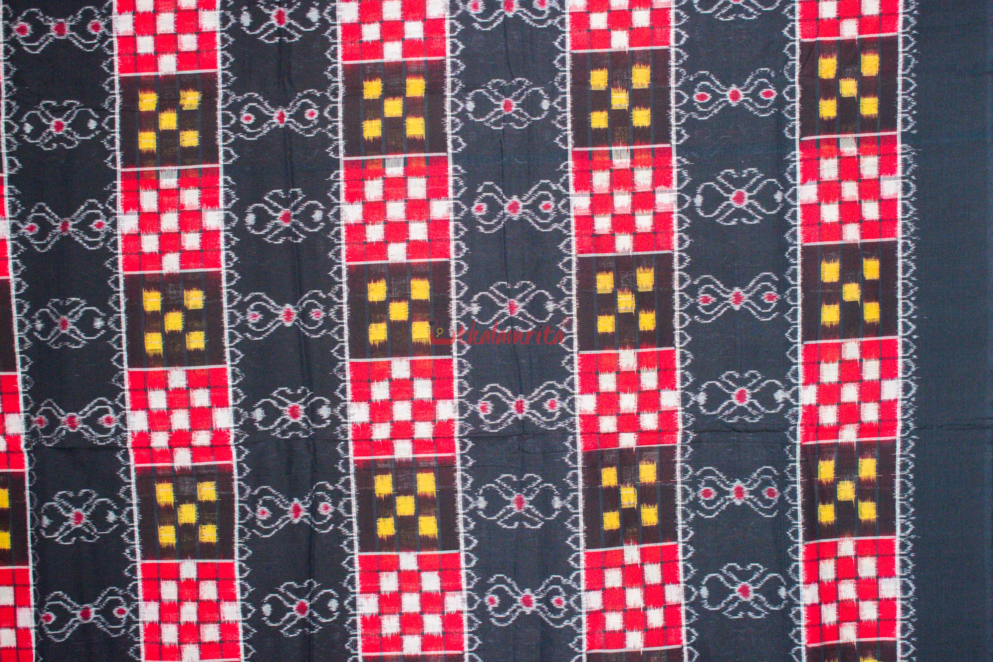 Red White Yellow Pasapali Flowers (Fabric)