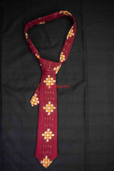 Red Pasapali (Tie)