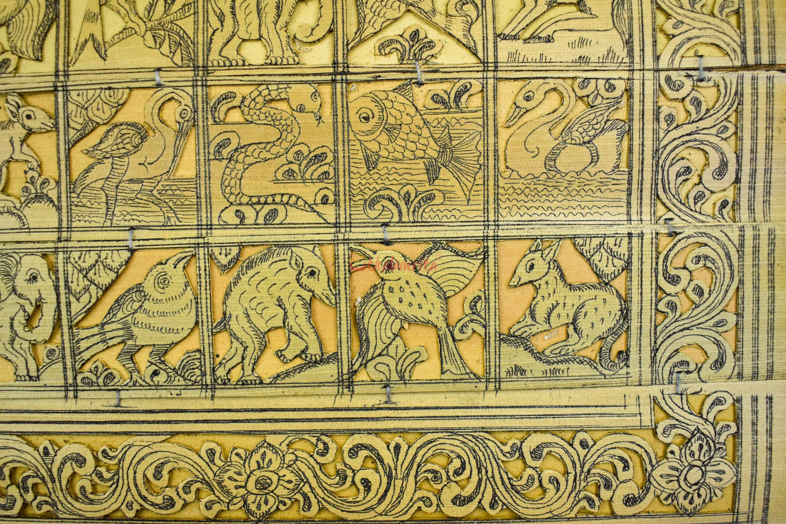 Animals on Wall (Talapatra Chitra) (10*8 Inches)