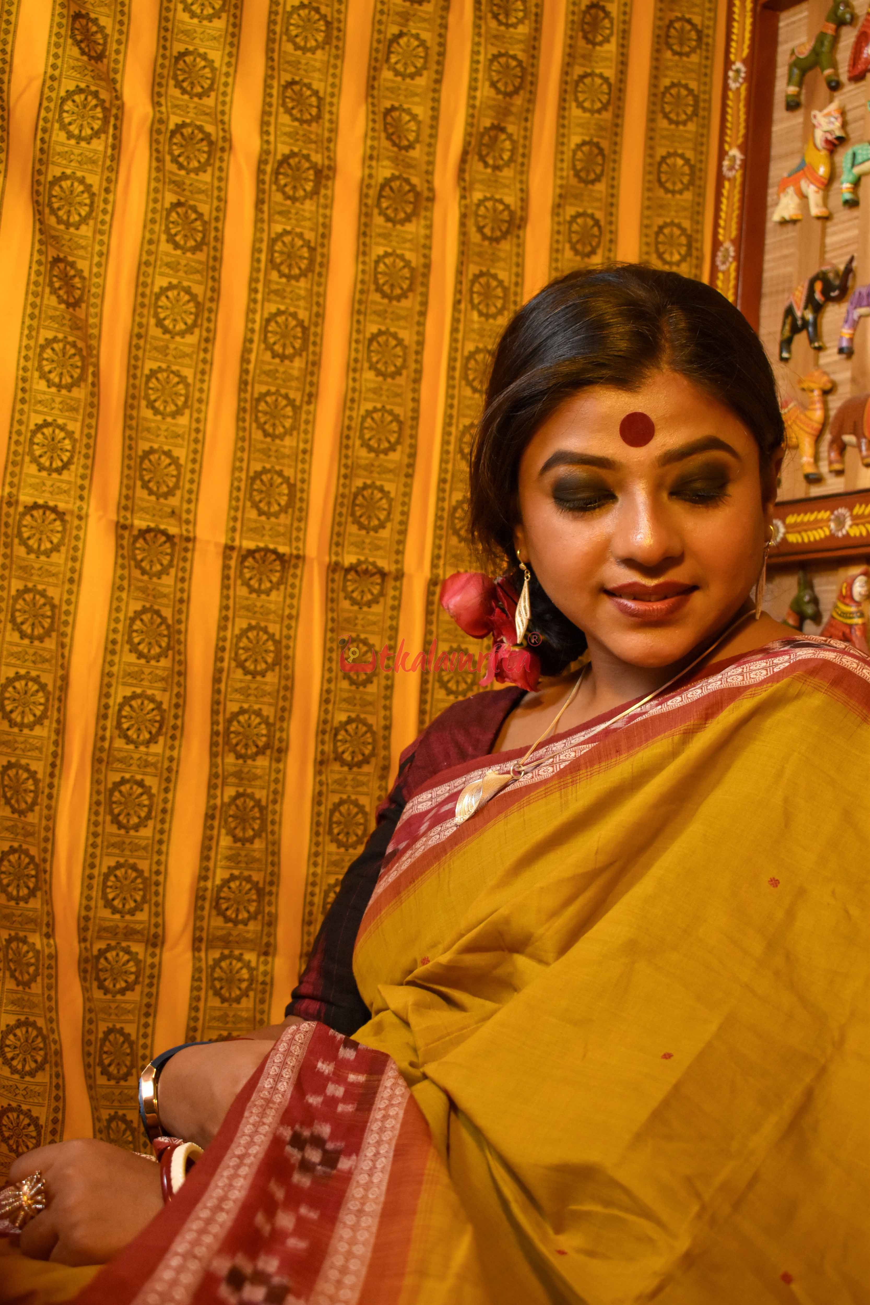 Nirmala with Pasapali Border