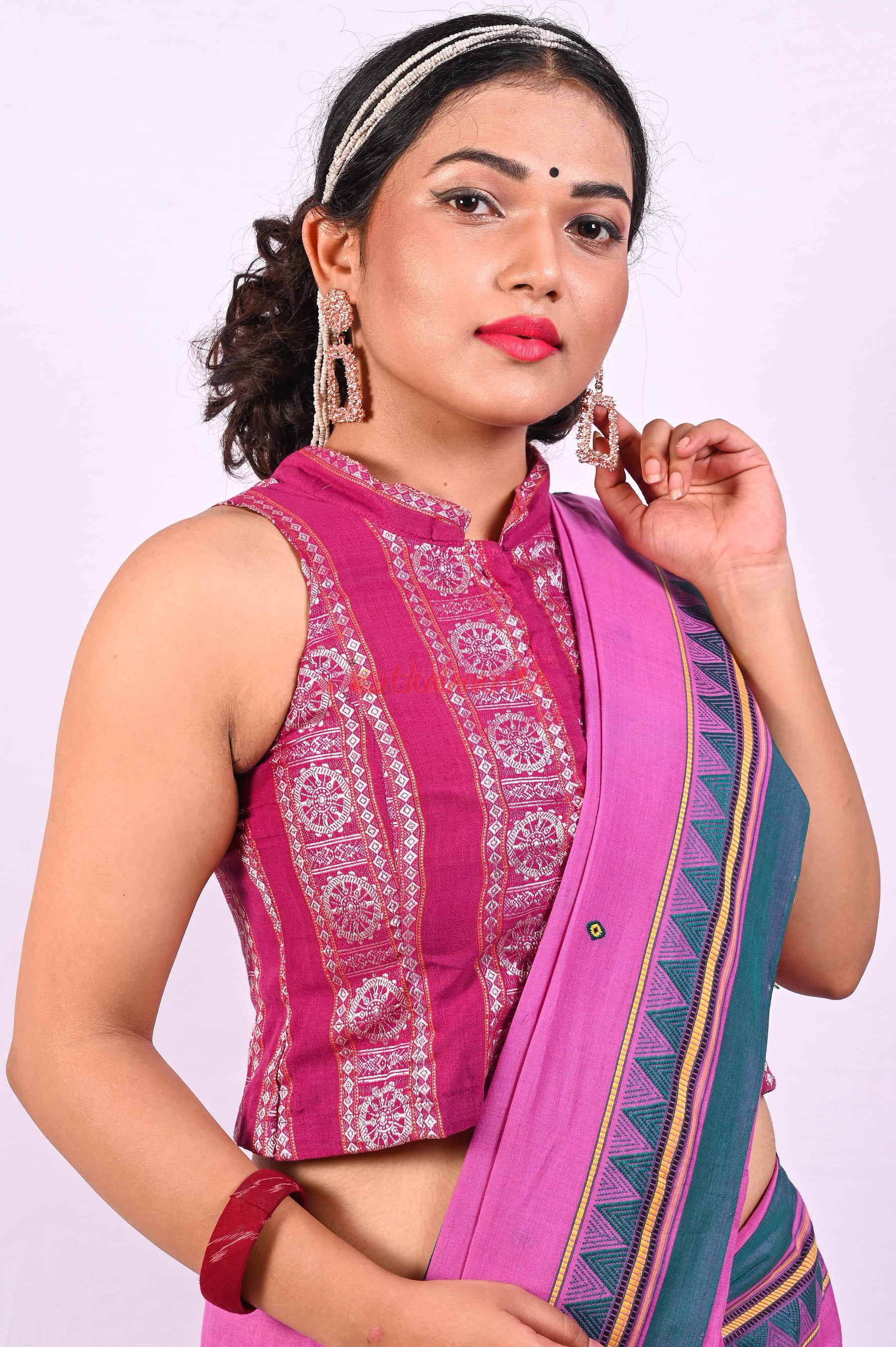 Konark Wheels Magenta (Blouse)