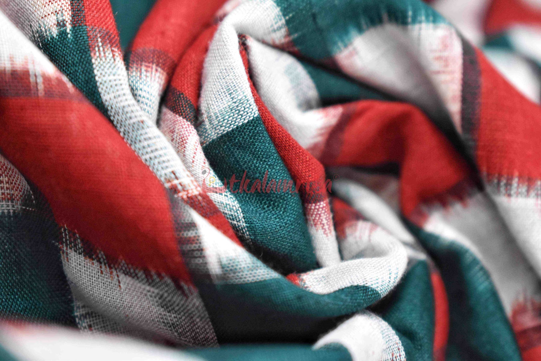 37 Kuthi Green Red White (Fabric)