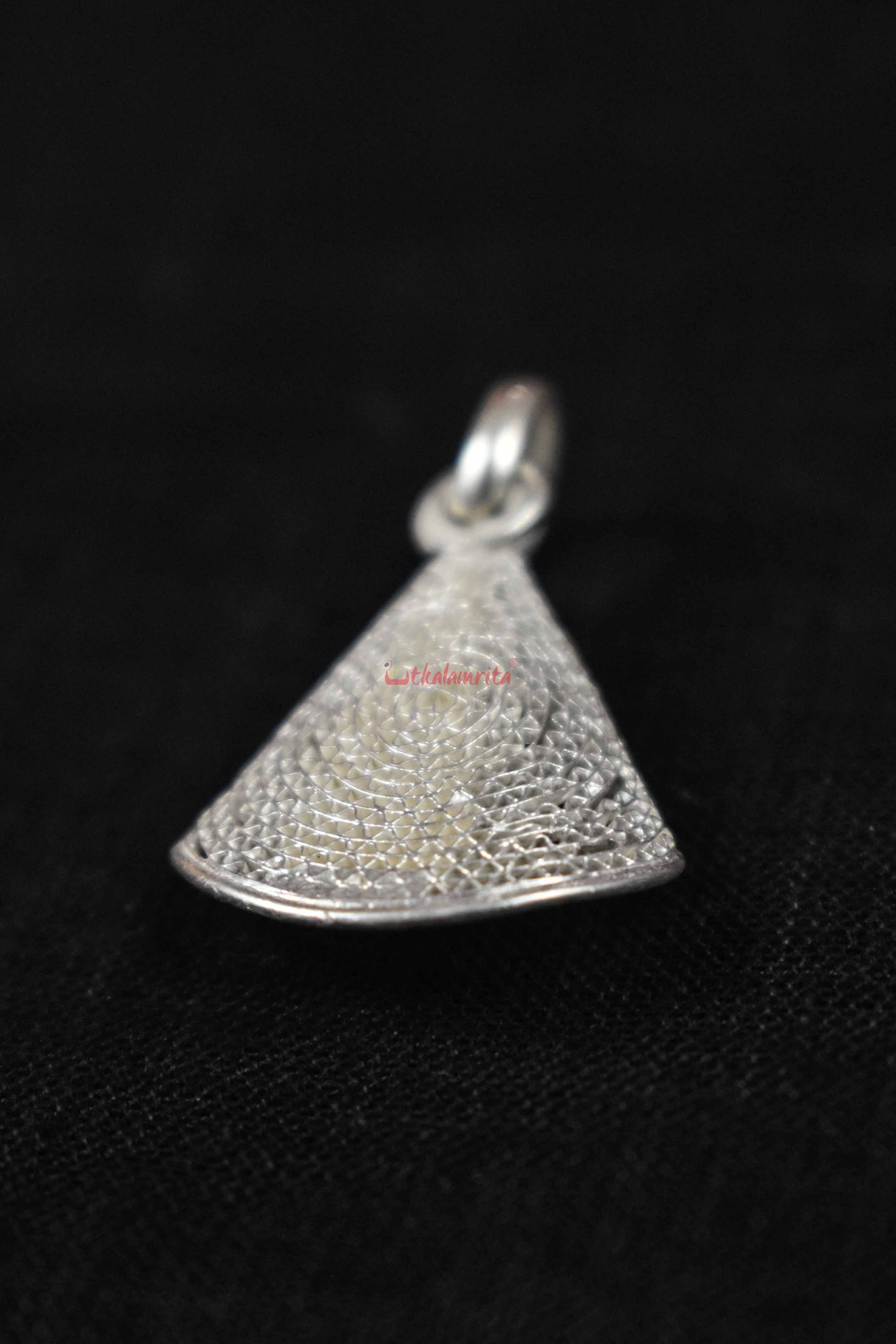 Big Dhatura (Pendant)