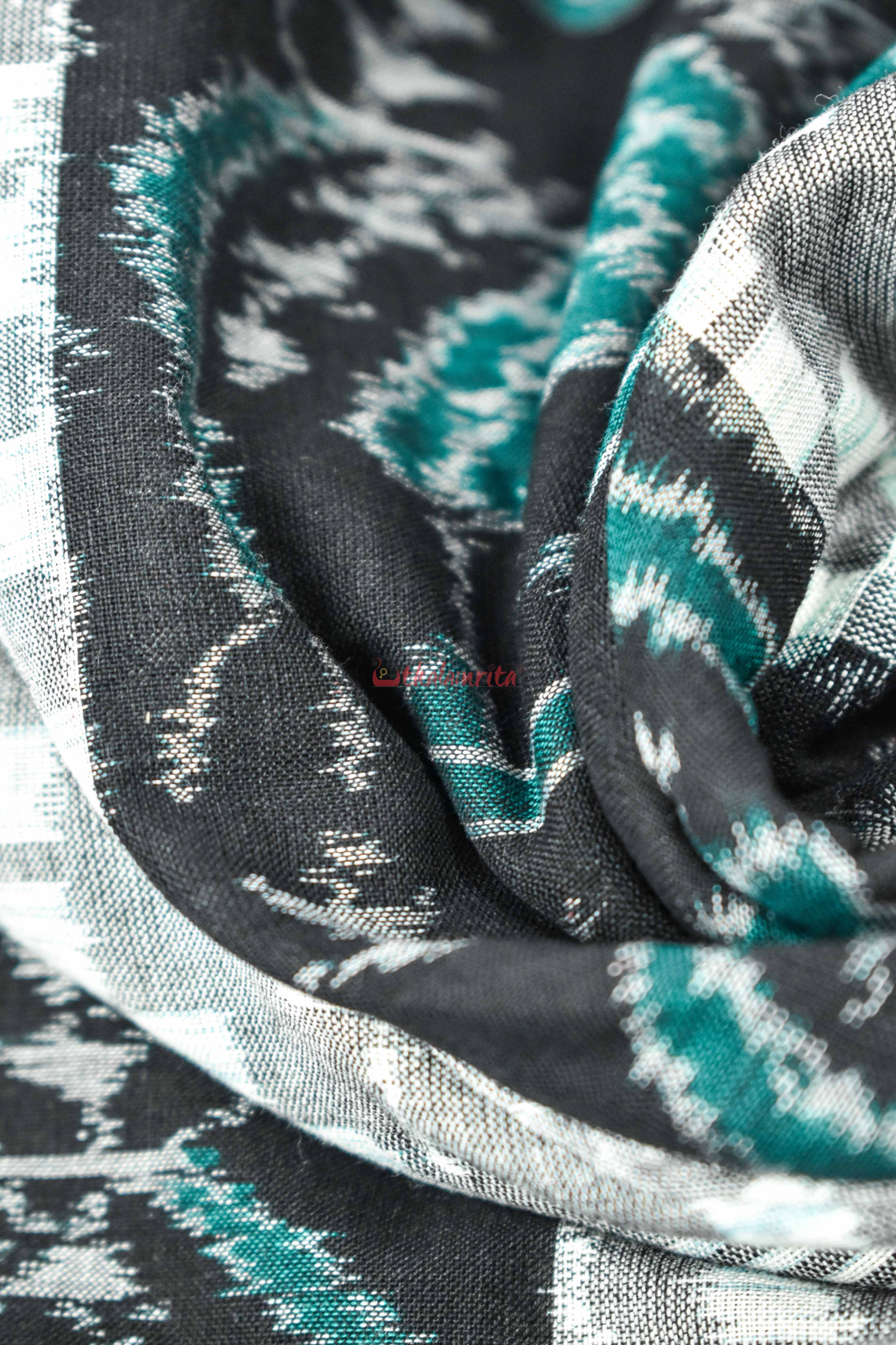 Black Green House Tribal Pasapali (Fabric)