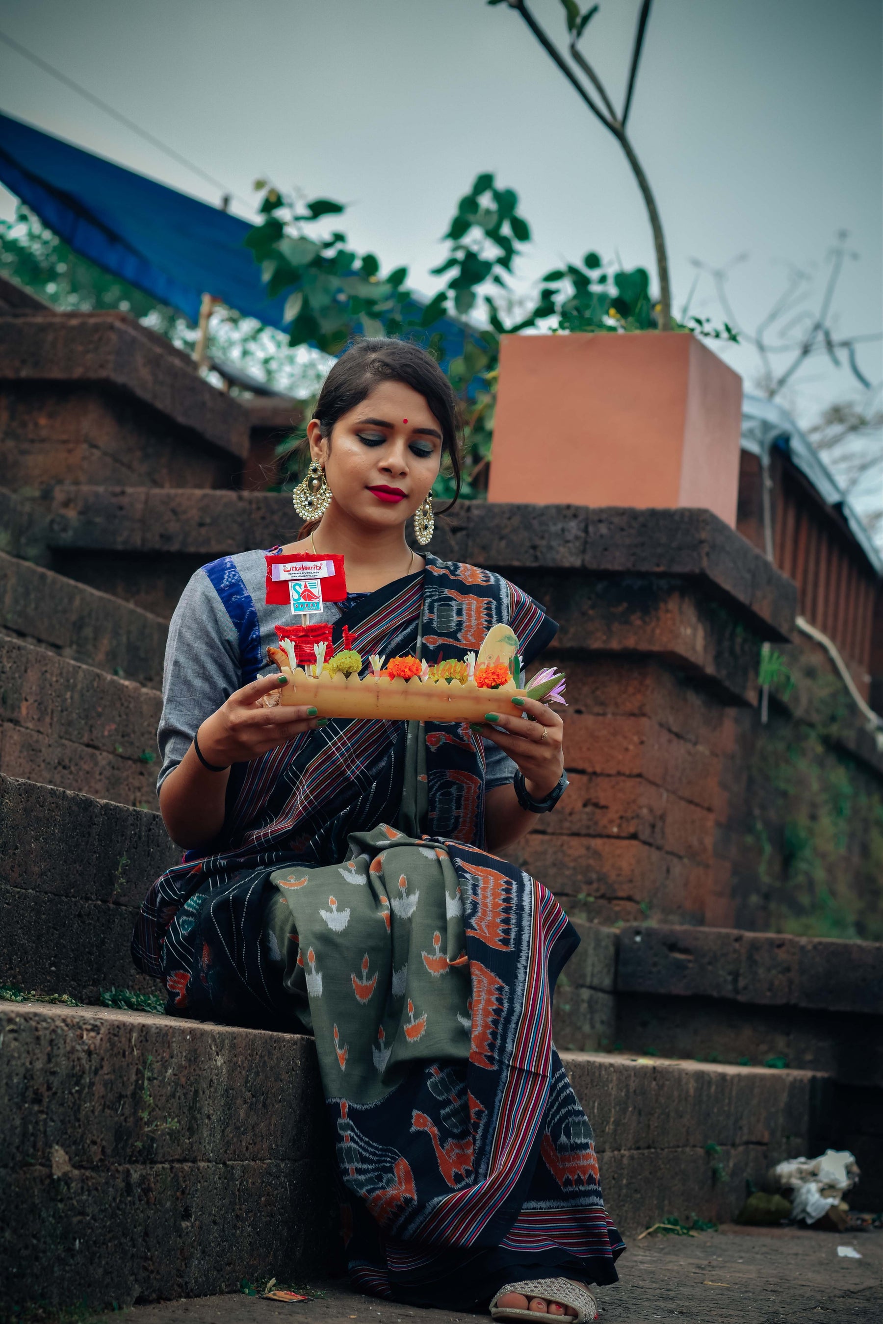 Olive Boita & Ducks Khandua Cotton Saree