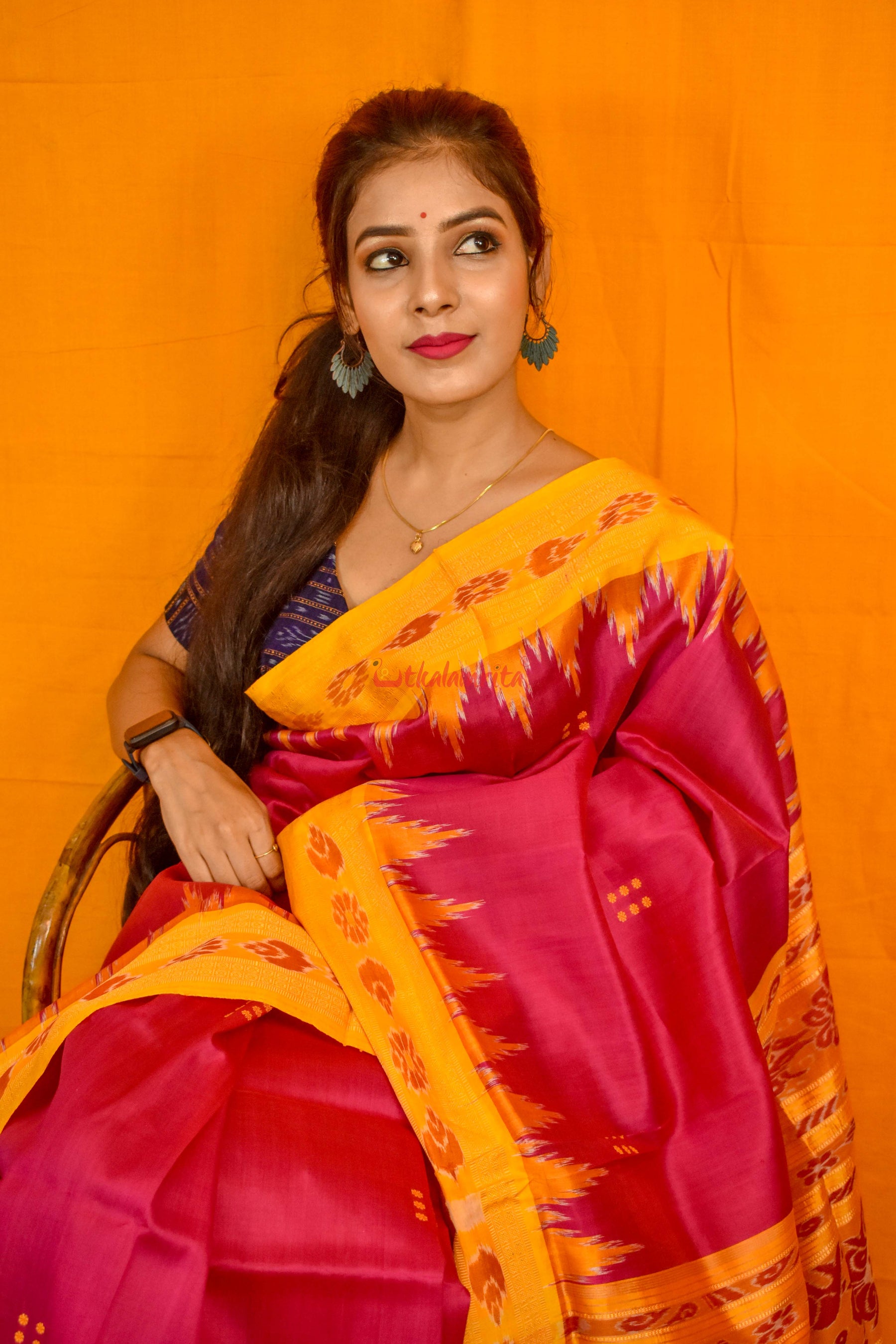 Queen's Necklace Khandua Silk Saree